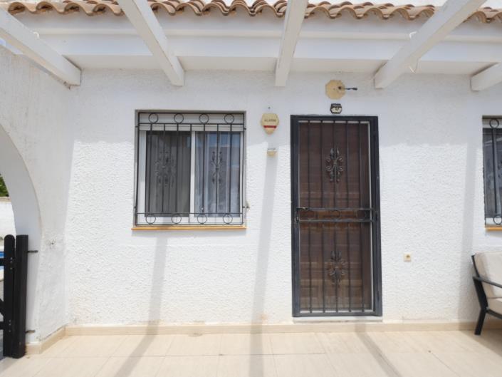 Image No.31-2 Bed Villa / Detached for sale