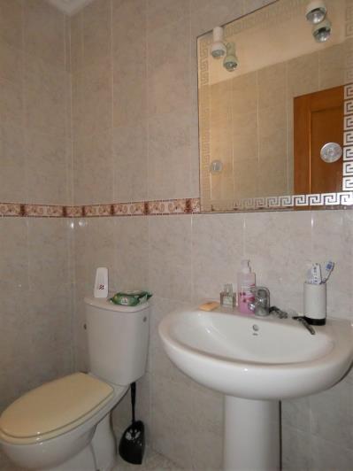 Image No.15-3 Bed Villa / Detached for sale