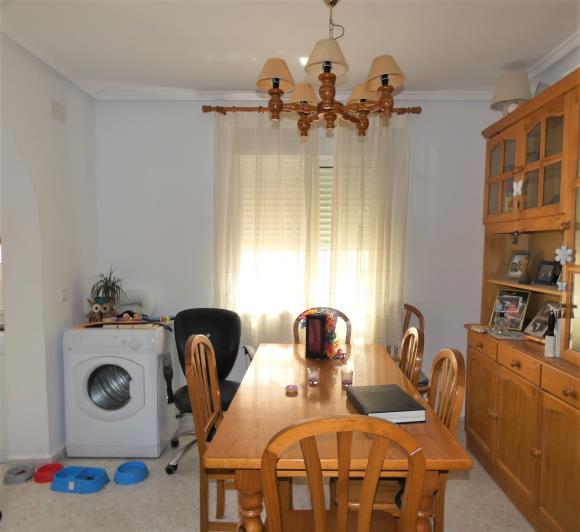 Image No.21-3 Bed Villa / Detached for sale