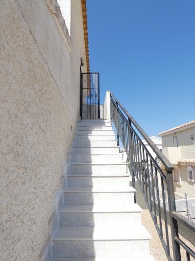 Image No.26-3 Bed Villa / Detached for sale