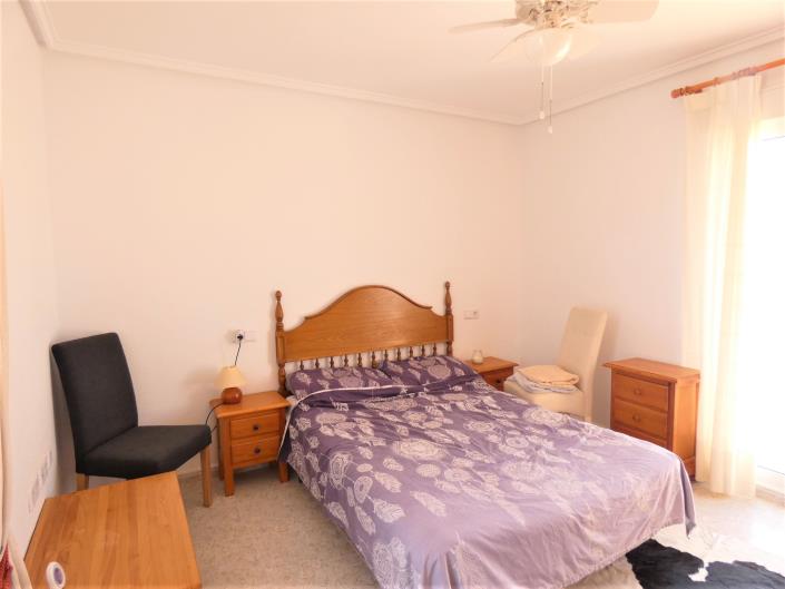 Image No.27-3 Bed Villa / Detached for sale