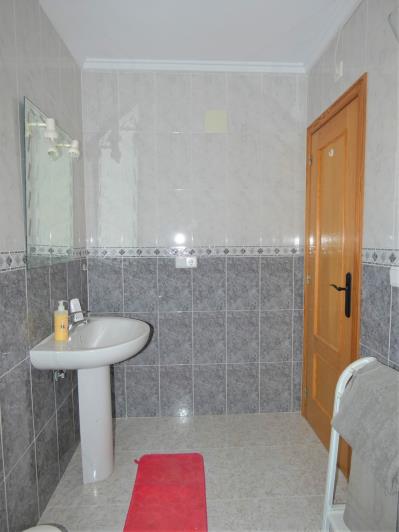 Image No.32-3 Bed Villa / Detached for sale