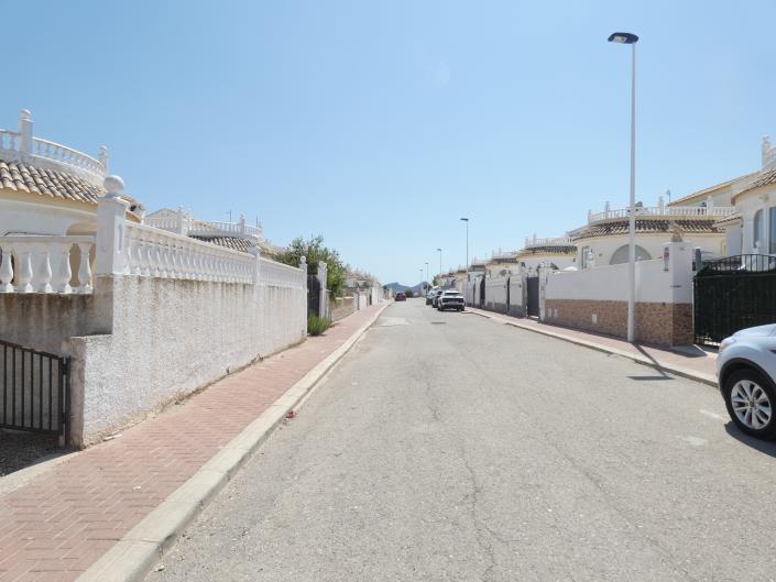 Image No.41-3 Bed Villa / Detached for sale