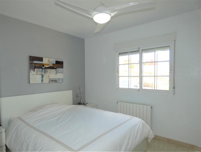 Image No.26-4 Bed Villa / Detached for sale