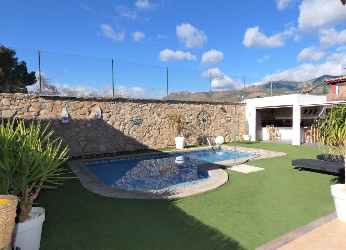 Image No.52-4 Bed Villa / Detached for sale