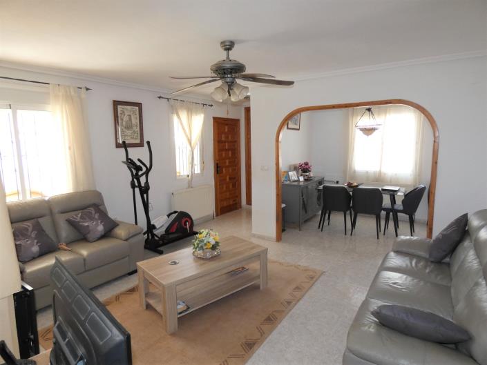 Image No.3-3 Bed Villa / Detached for sale