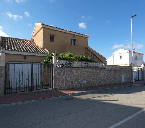 Image No.5-3 Bed Villa / Detached for sale