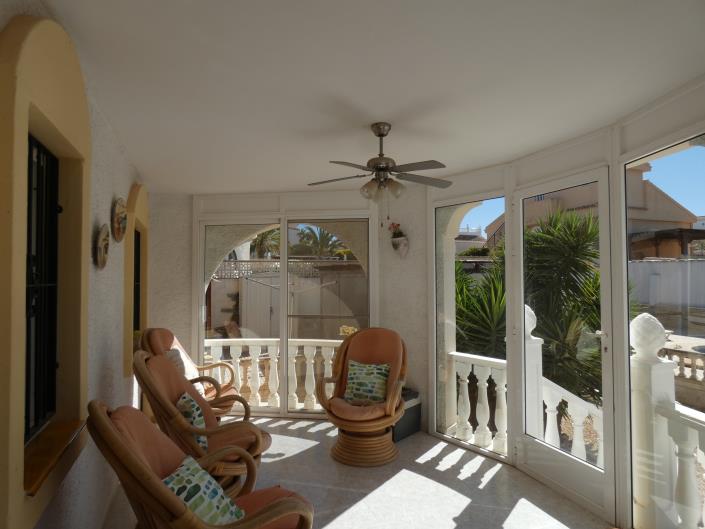 Image No.8-3 Bed Villa / Detached for sale