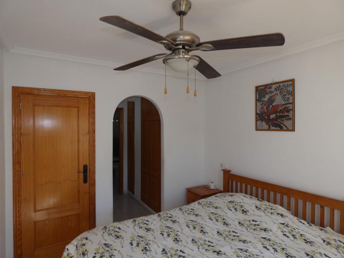 Image No.14-3 Bed Villa / Detached for sale