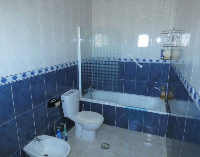 Image No.48-3 Bed Villa / Detached for sale