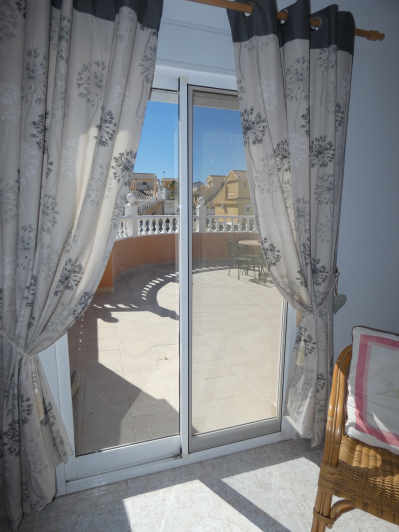 Image No.50-3 Bed Villa / Detached for sale