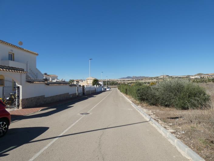 Image No.57-3 Bed Villa / Detached for sale