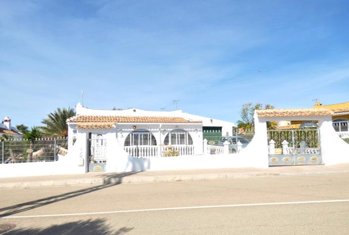 Image No.5-5 Bed Villa / Detached for sale