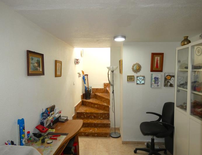 Image No.42-5 Bed Villa / Detached for sale