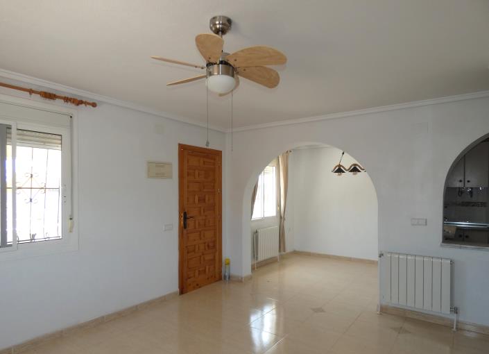 Image No.12-2 Bed Villa / Detached for sale