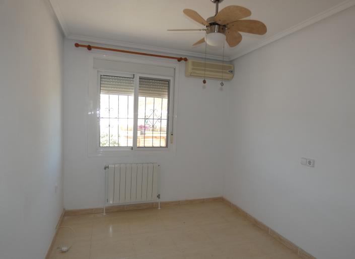 Image No.17-2 Bed Villa / Detached for sale