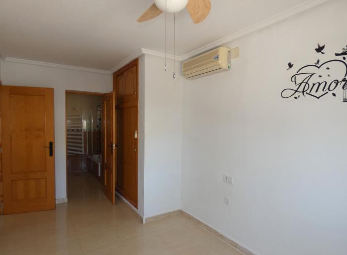 Image No.24-2 Bed Villa / Detached for sale