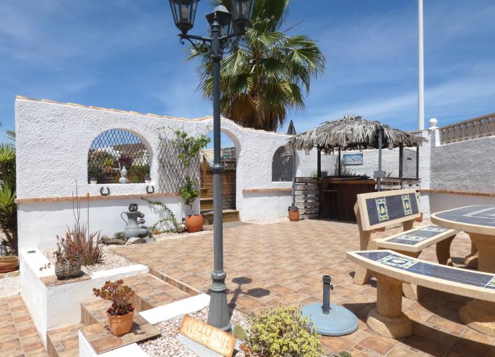 Image No.42-2 Bed Villa / Detached for sale