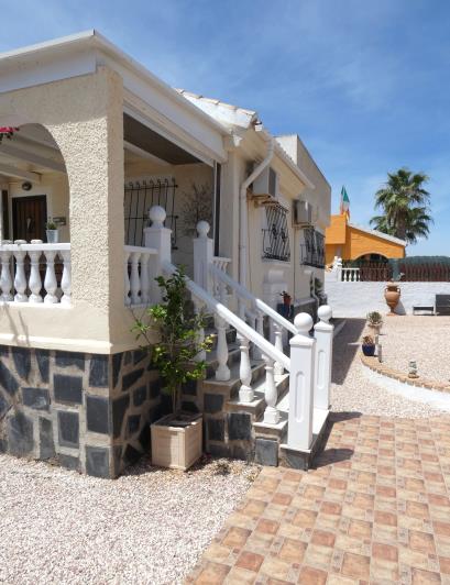 Image No.51-2 Bed Villa / Detached for sale