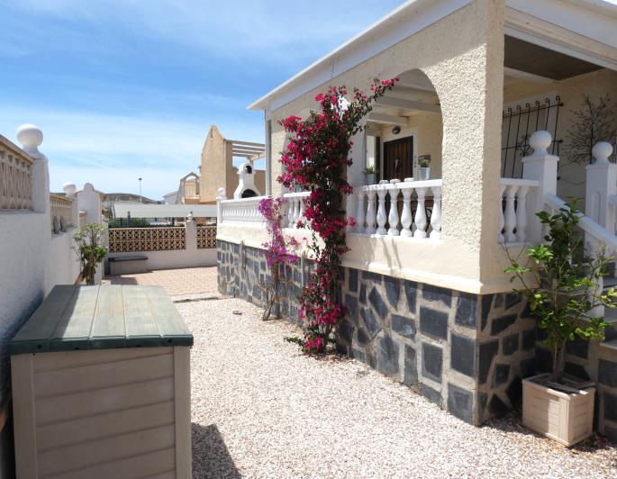 Image No.53-2 Bed Villa / Detached for sale