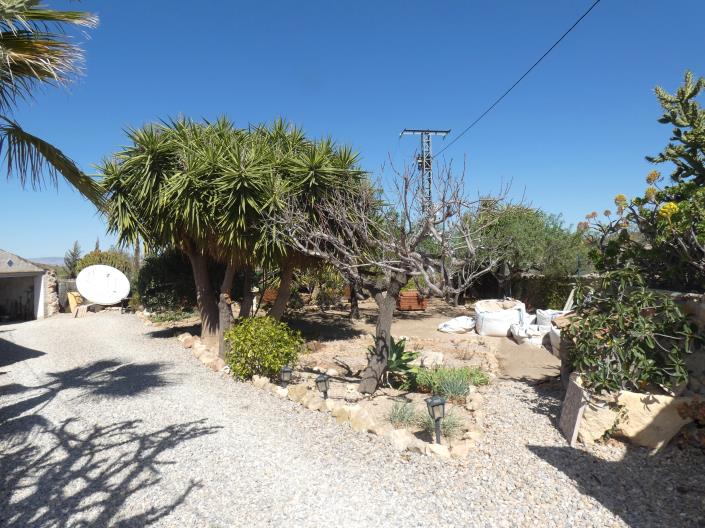 Image No.6-3 Bed Country Property for sale