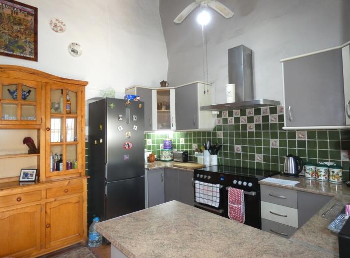 Image No.13-3 Bed Country Property for sale