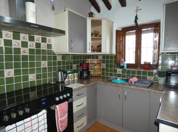 Image No.14-3 Bed Country Property for sale