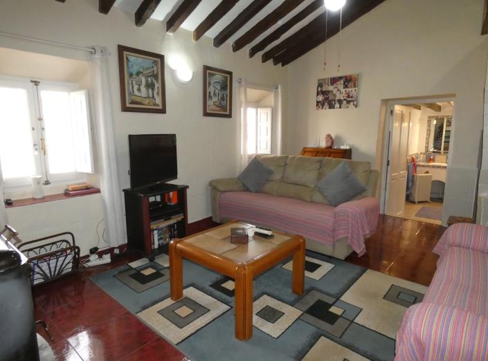 Image No.17-3 Bed Country Property for sale