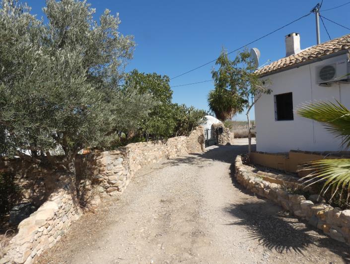 Image No.59-3 Bed Country Property for sale