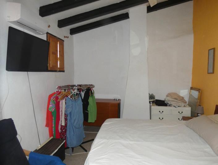 Image No.25-2 Bed Country House for sale