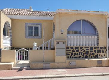 Maison / Villa de 2 chambres à vendre à Camposol