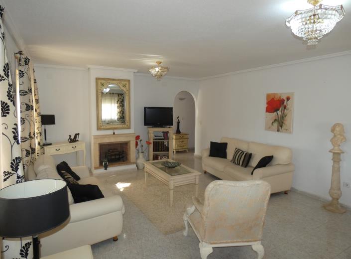 Image No.9-6 Bed Villa / Detached for sale