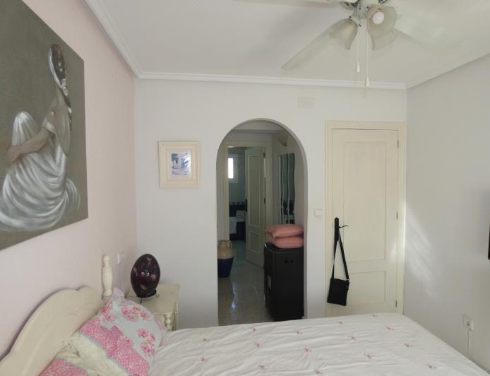 Image No.13-6 Bed Villa / Detached for sale