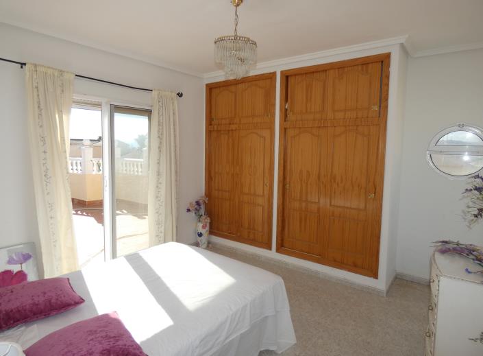 Image No.30-6 Bed Villa / Detached for sale