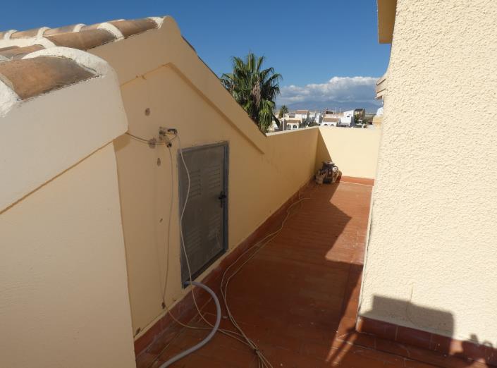 Image No.39-6 Bed Villa / Detached for sale