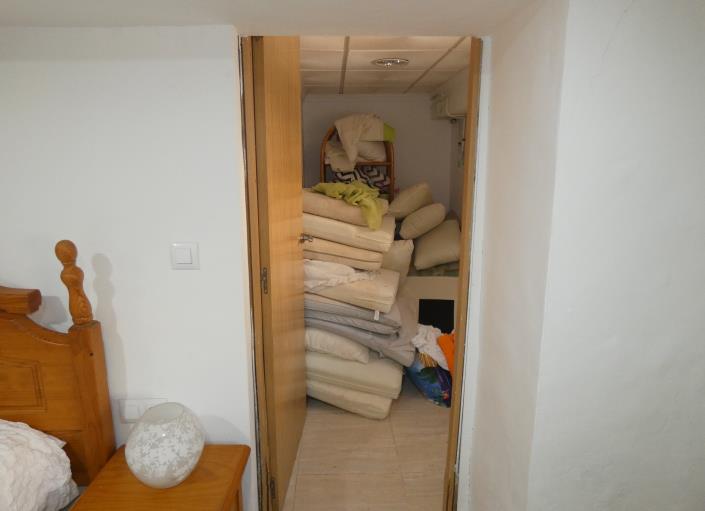 Image No.51-6 Bed Villa / Detached for sale