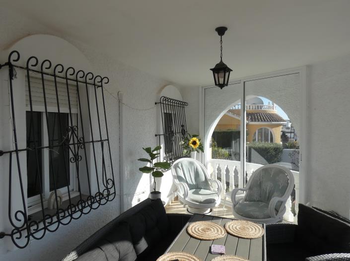 Image No.8-3 Bed Villa / Detached for sale