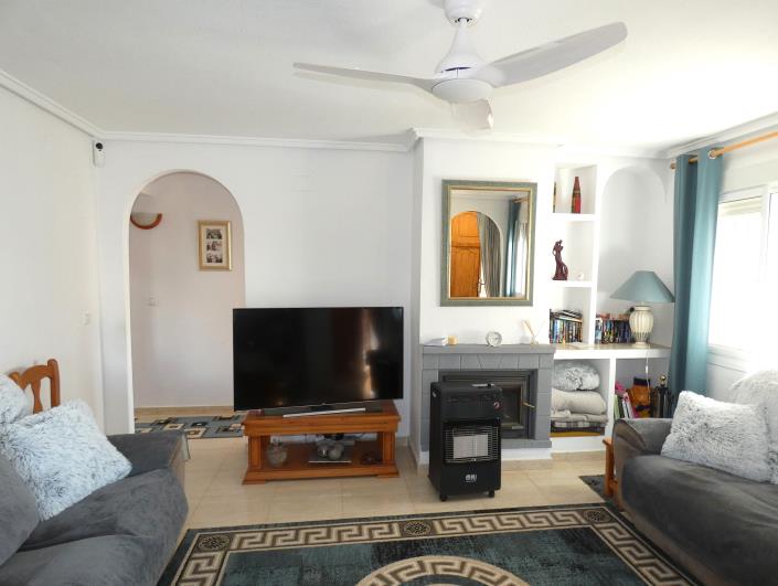 Image No.13-3 Bed Villa / Detached for sale