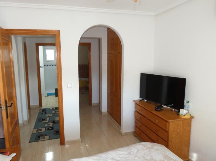 Image No.16-3 Bed Villa / Detached for sale