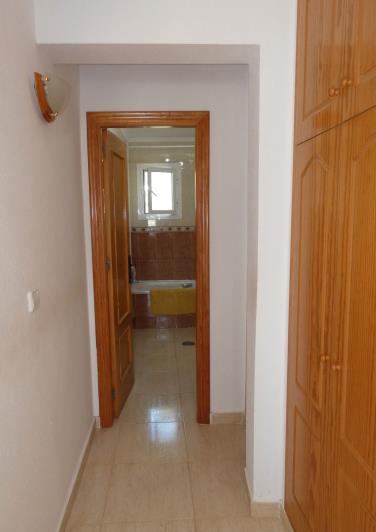 Image No.17-3 Bed Villa / Detached for sale