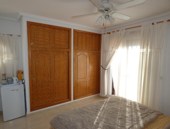 Image No.38-3 Bed Villa / Detached for sale