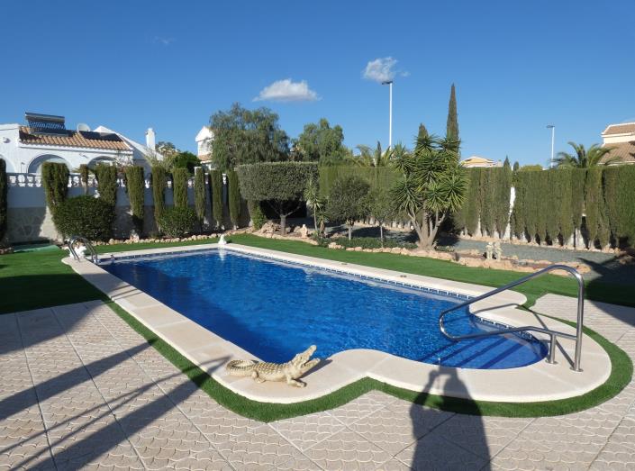 Image No.47-3 Bed Villa / Detached for sale