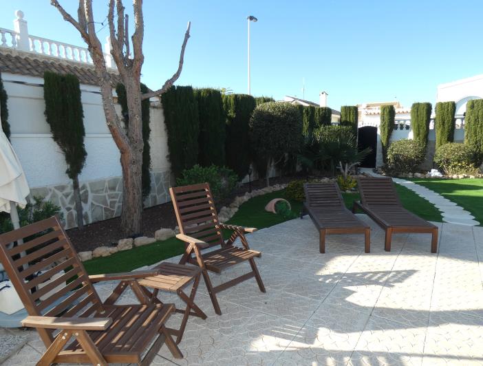 Image No.48-3 Bed Villa / Detached for sale