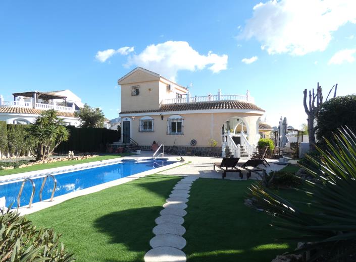 Image No.49-3 Bed Villa / Detached for sale