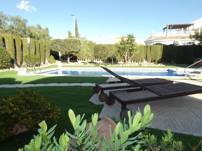 Image No.50-3 Bed Villa / Detached for sale