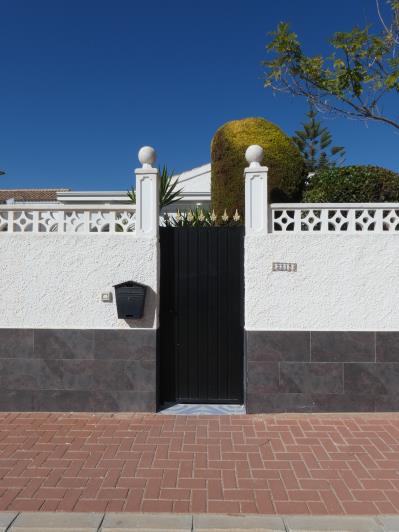 Image No.6-2 Bed Villa / Detached for sale