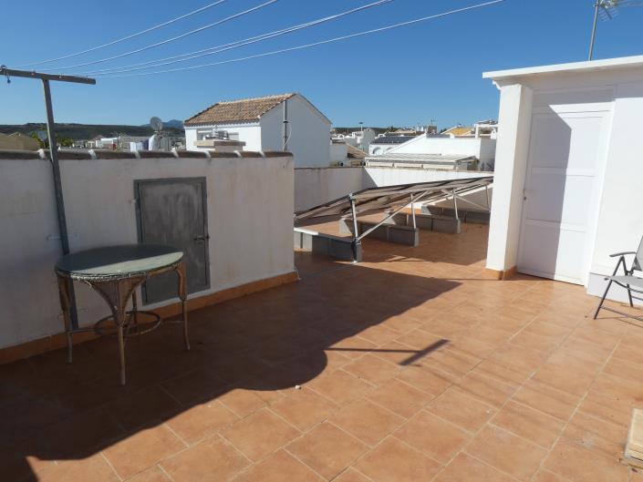 Image No.37-2 Bed Villa / Detached for sale