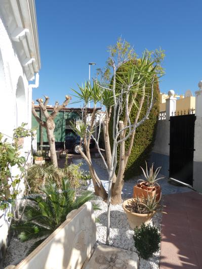 Image No.55-2 Bed Villa / Detached for sale