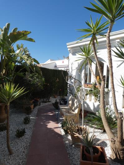 Image No.56-2 Bed Villa / Detached for sale