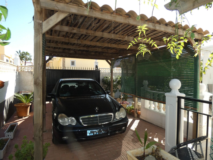 Image No.52-2 Bed Villa / Detached for sale